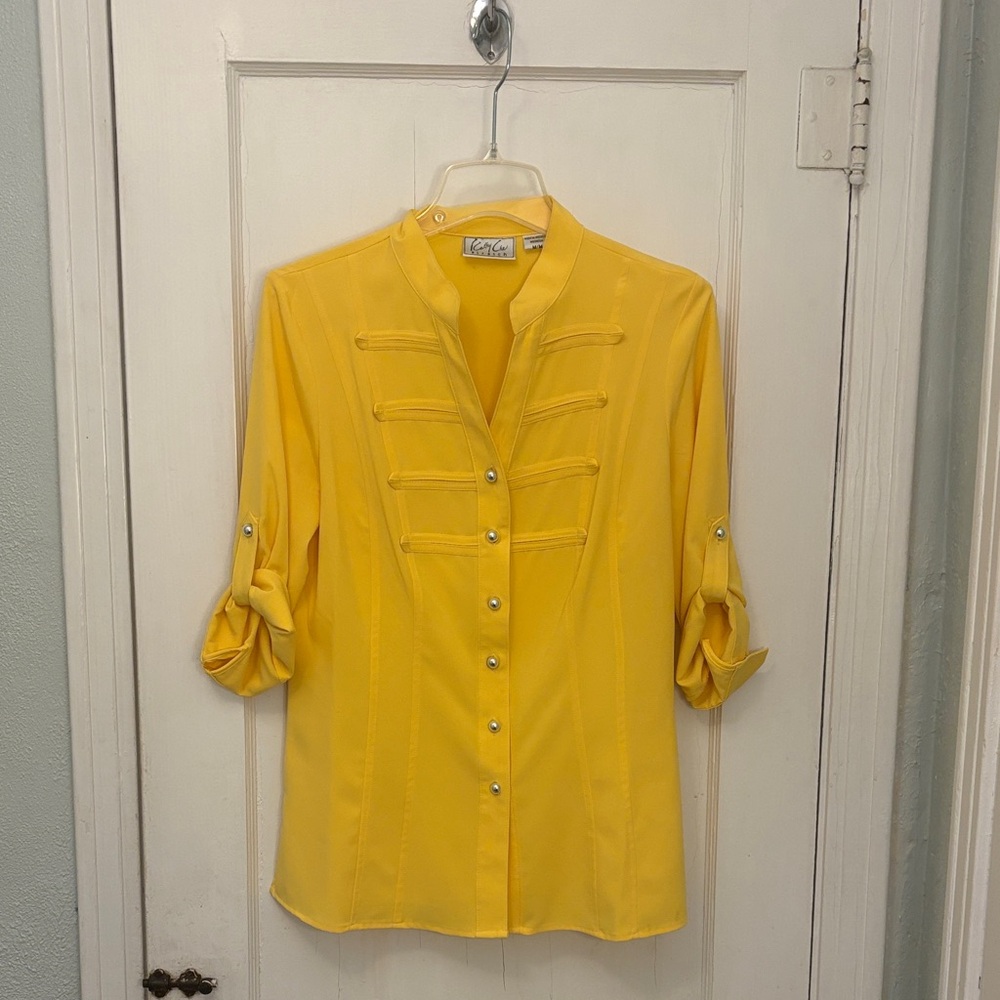 Kathy Che  stretch Yellow Button-Up Women's Top